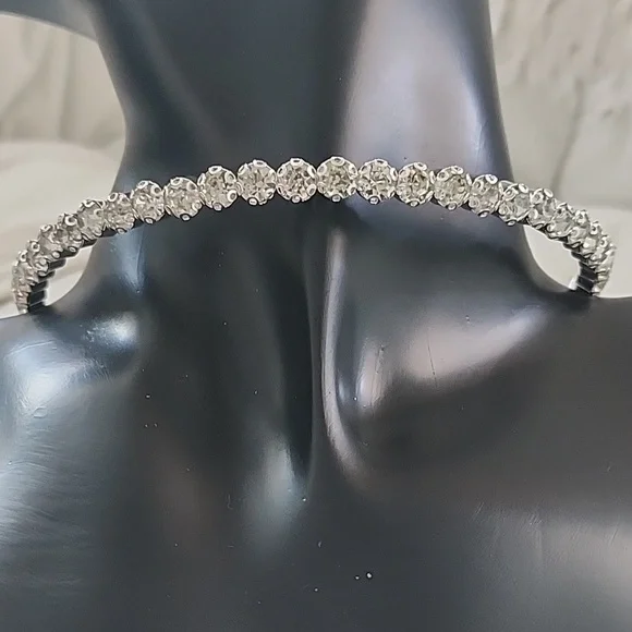 Silver necklace - Picture 2 of 3